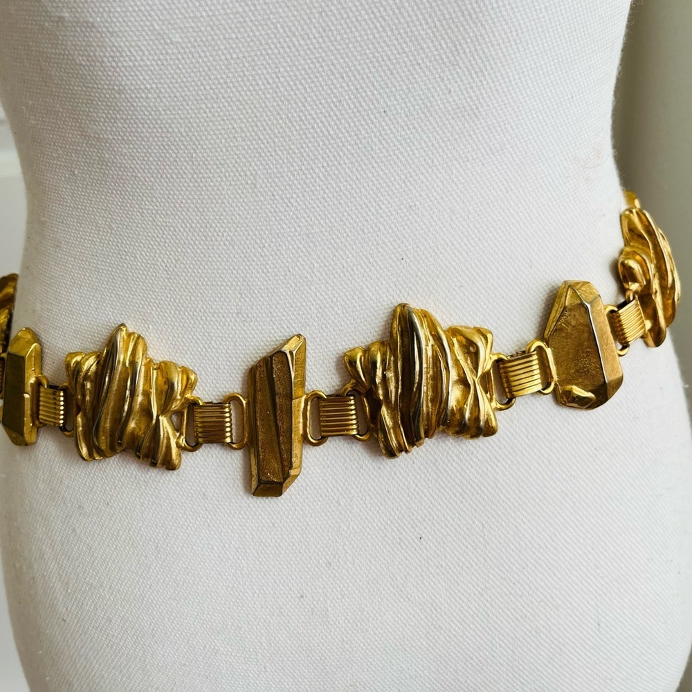 Gold Women's Accessory Belt 33 inches long - Picture 3 of 9